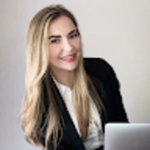 Meet your Posher, Alexandra